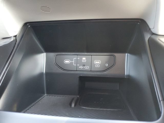 Certified 2025 Kia Sorento S w/ Panoramic Sunroof Package FWD image 23