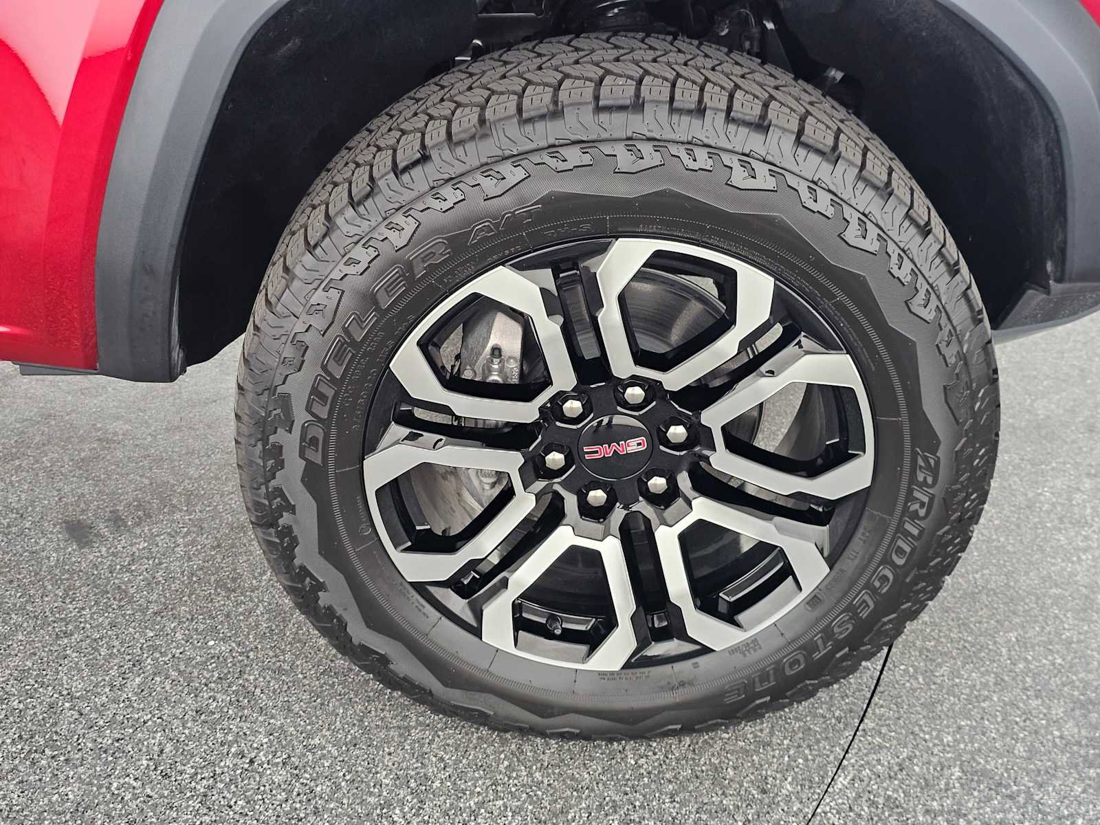 New 2025 GMC Canyon AT4 w/ Nightfall Edition AWD/4WD image 9