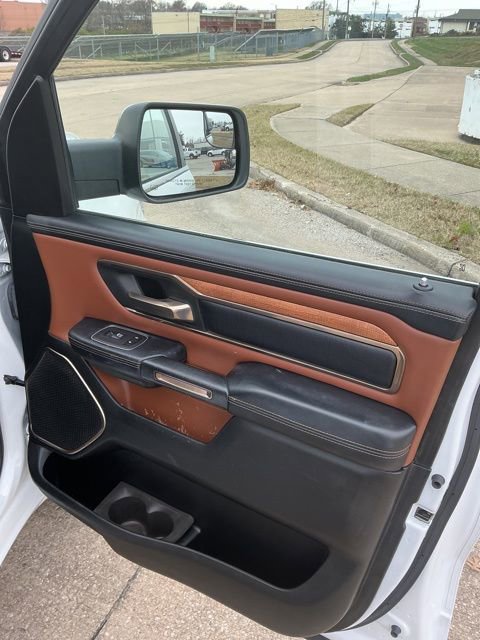 Used 2023 RAM 1500 Limited w/ Body Color Bumper Group image 7
