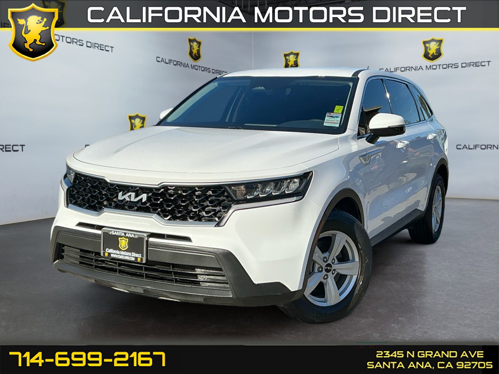 Used 2023 Kia Sorento LX image 1