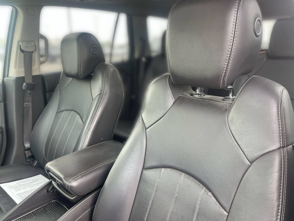 Used 2017 Buick Enclave Premium w/ Experience Buick Package AWD/4WD image 6
