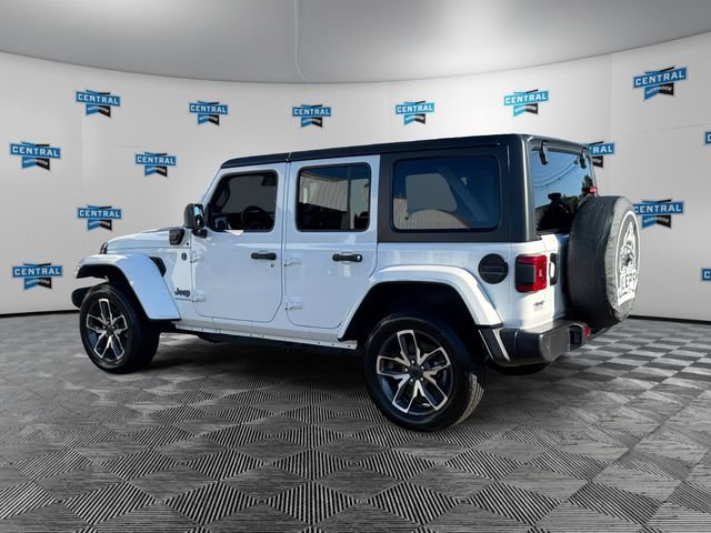 Certified 2024 Jeep Wrangler Unlimited w/ Convenience Group image 4