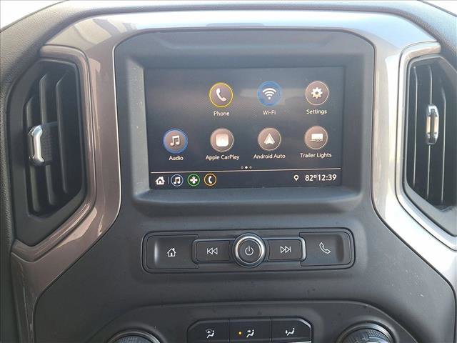 Used 2020 Chevrolet Silverado 1500 Custom w/ Custom Value Package image 11