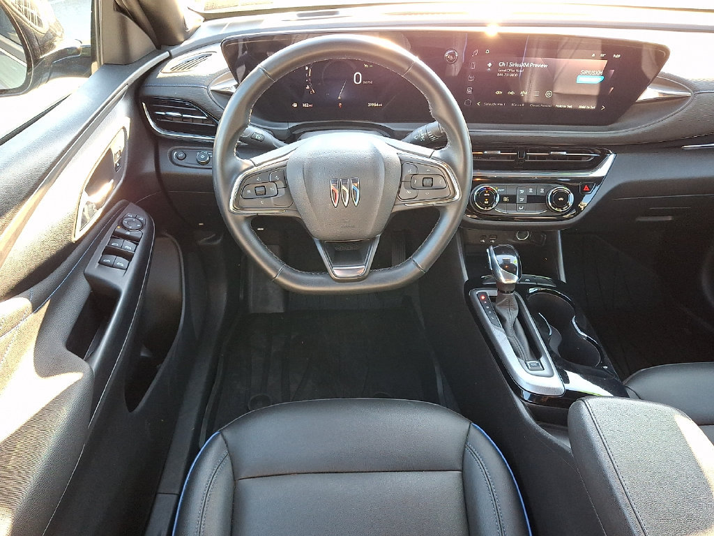 Used 2025 Buick Envista Sport Touring FWD image 12