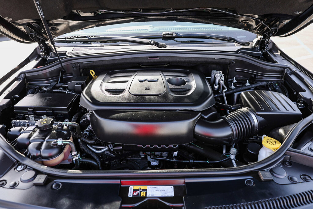 Used 2020 Jeep Grand Cherokee Altitude image 17