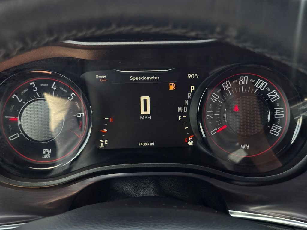 Used 2016 Dodge Challenger SXT Plus RWD image 28
