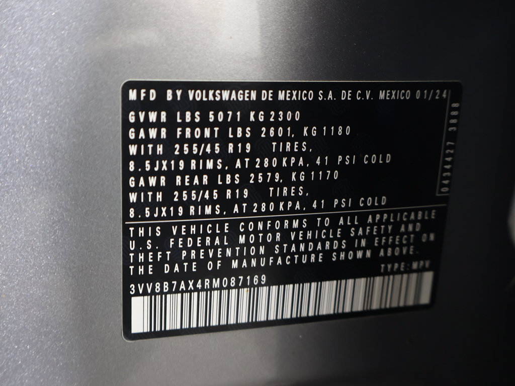 Used 2024 Volkswagen Tiguan SE R-Line AWD/4WD image 54