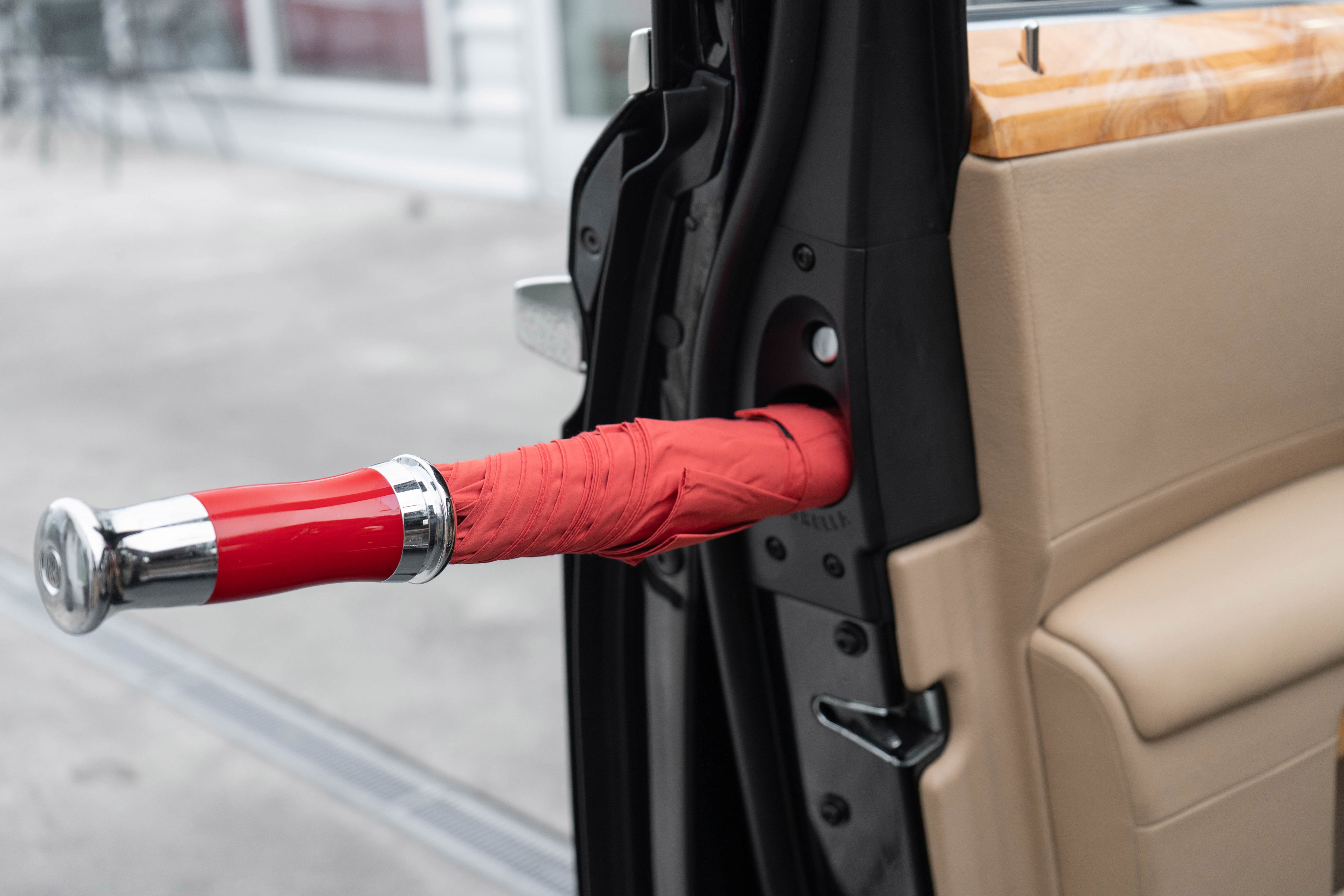 Used 2017 Rolls-Royce Ghost image 17