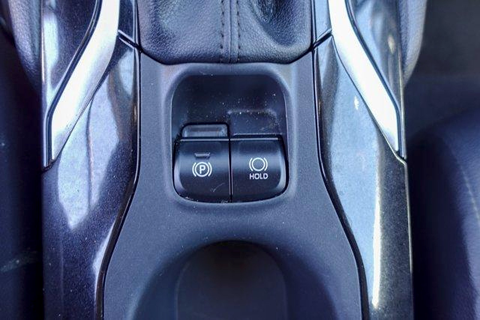 Certified 2023 Toyota Corolla Cross XLE FWD image 22