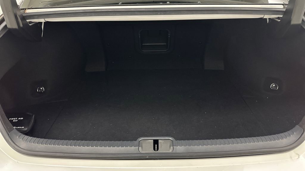 Used 2019 Lexus ES 300h image 13