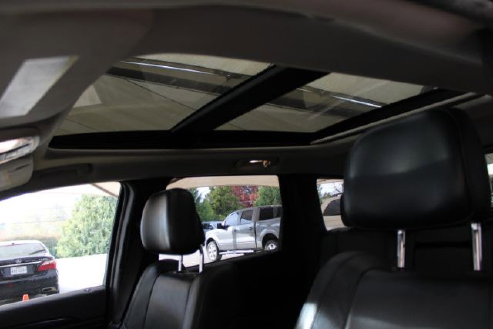 Used 2012 Jeep Grand Cherokee Laredo image 12