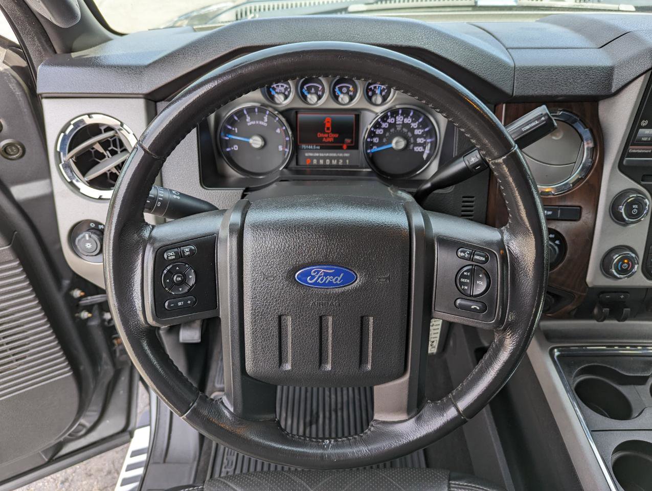 Used 2015 Ford F350 Lariat w/ Lariat Ultimate Package image 15