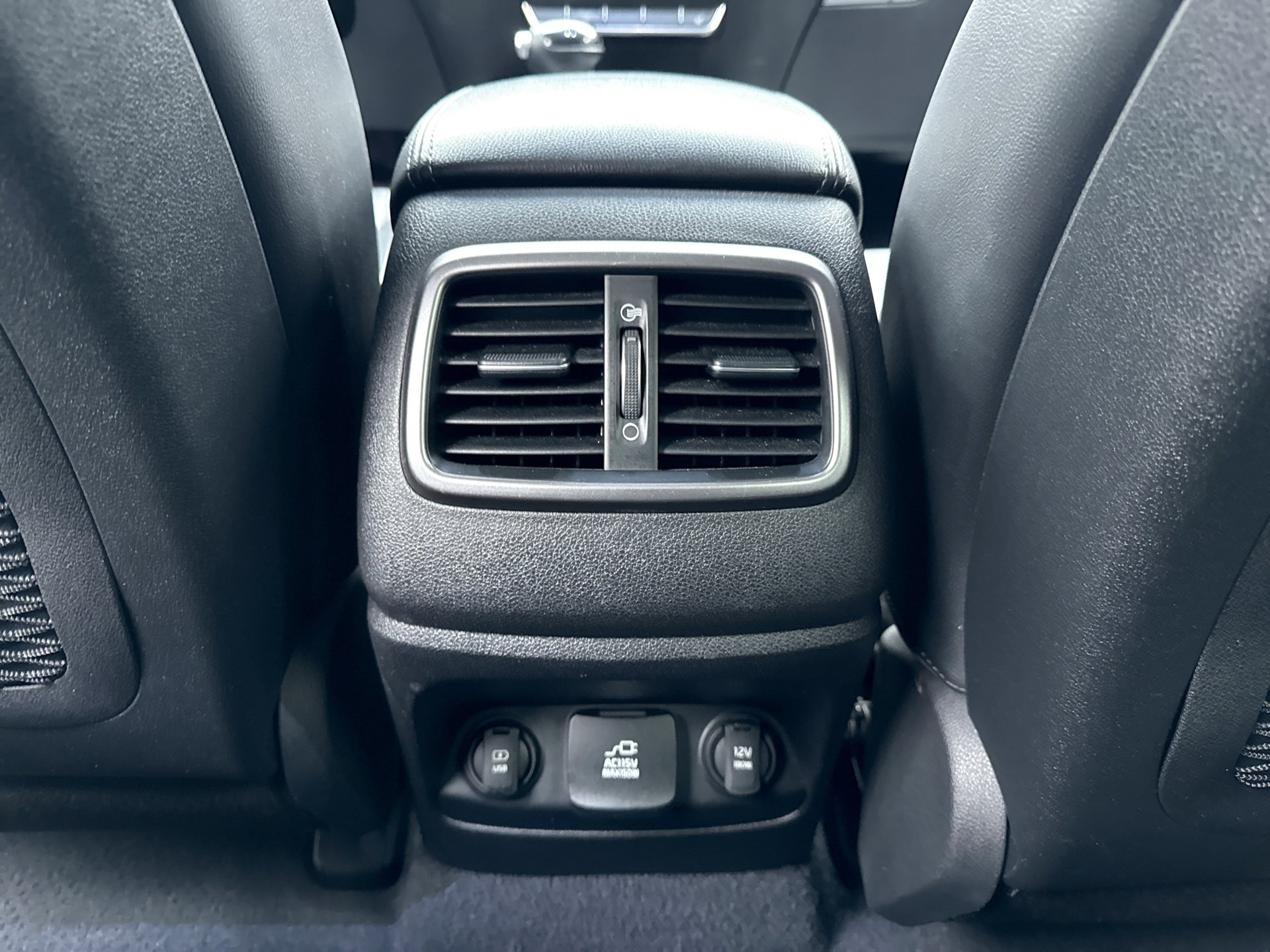 Used 2016 Kia Sorento SX image 21