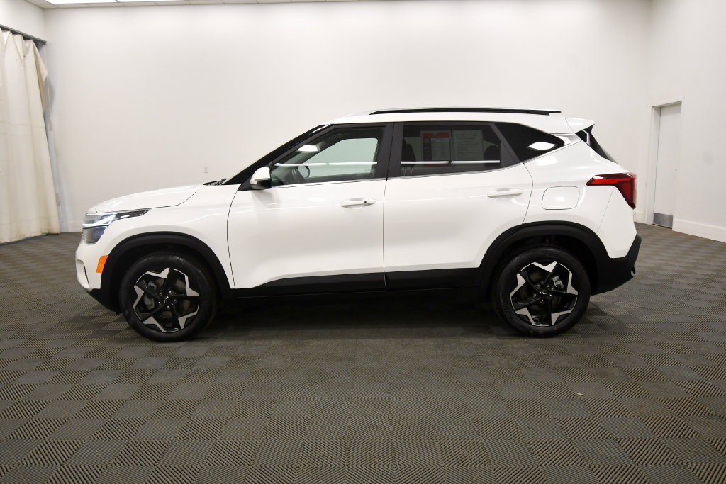 Certified 2024 Kia Seltos EX AWD/4WD image 4