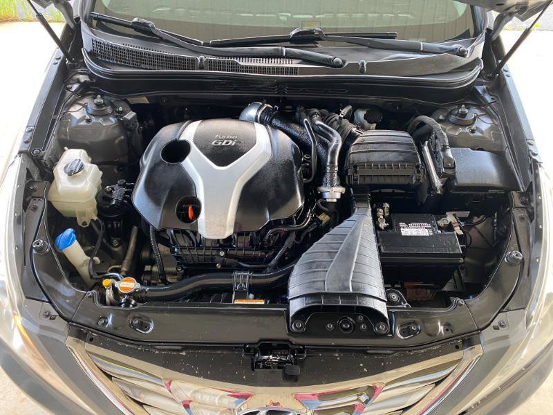 Used 2011 Hyundai Sonata SE FWD image 8