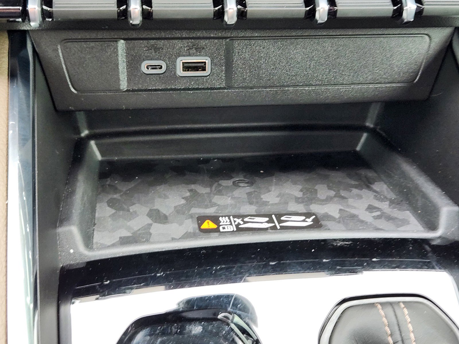 Certified 2025 GMC Canyon Denali image 15