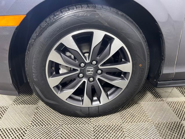 Used 2024 Honda Odyssey EX-L image 19