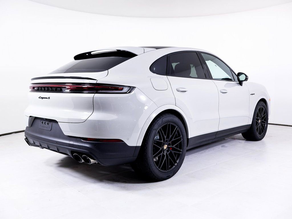 New 2026 Porsche Cayenne S image 30