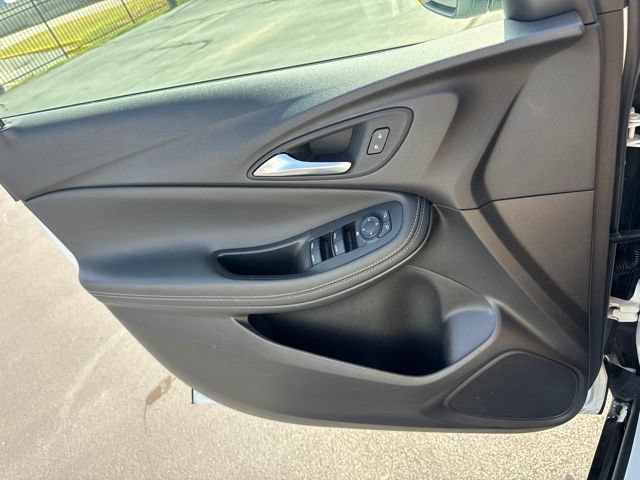 Used 2024 Buick Encore GX Sport Touring AWD/4WD image 16