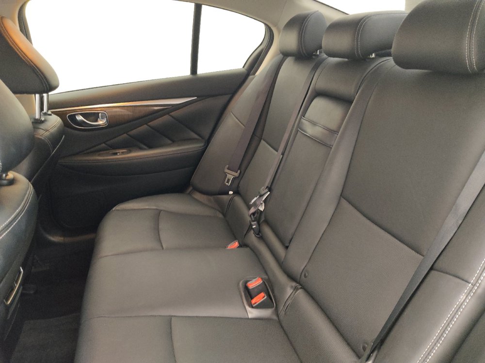 Used 2015 INFINITI Q50 Premium w/ Deluxe Touring Package RWD image 18