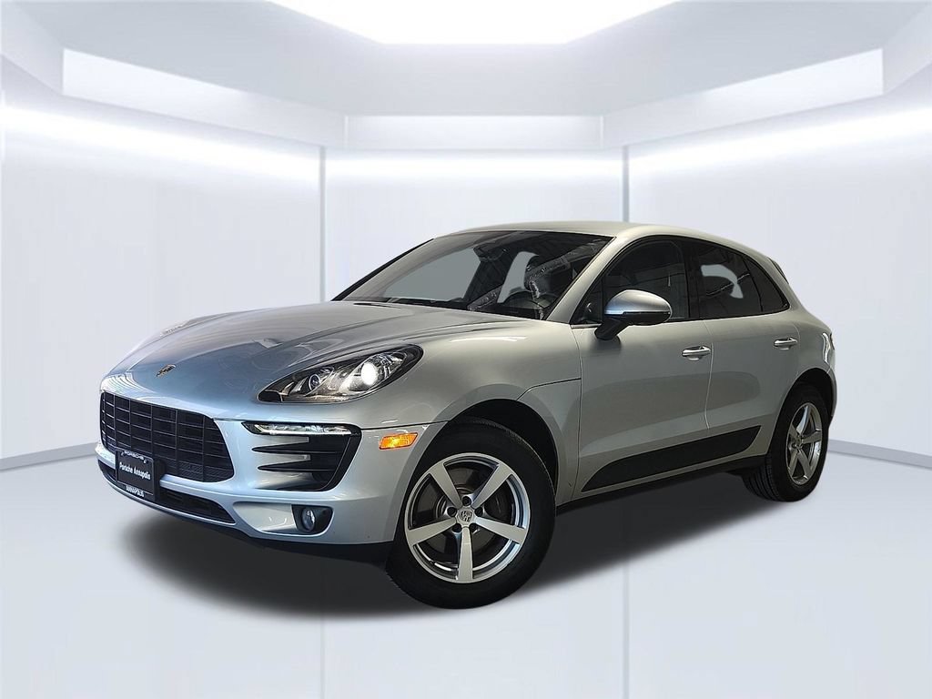 Used 2018 Porsche Macan AWD/4WD image 1