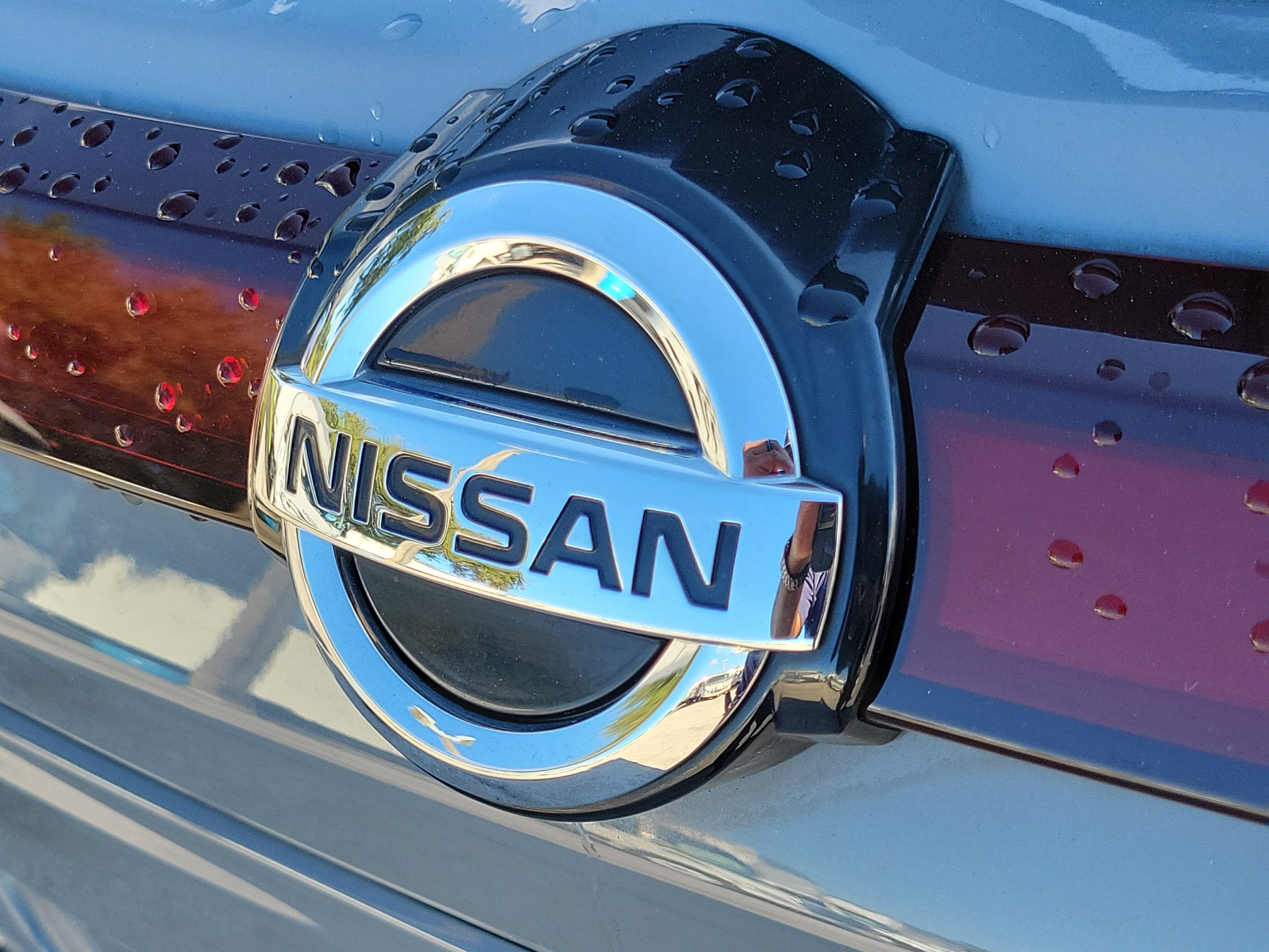 Used 2021 Nissan Kicks SR FWD image 10