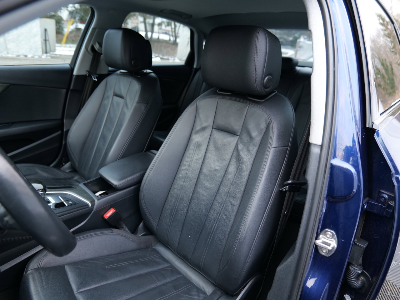 Used 2019 Audi A4 2.0T Premium image 16