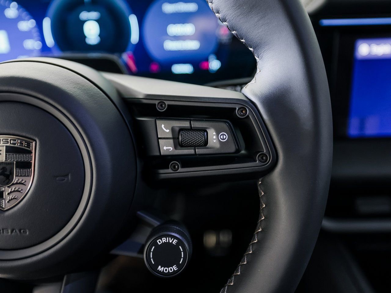 New 2026 Porsche Macan Turbo Electric image 16