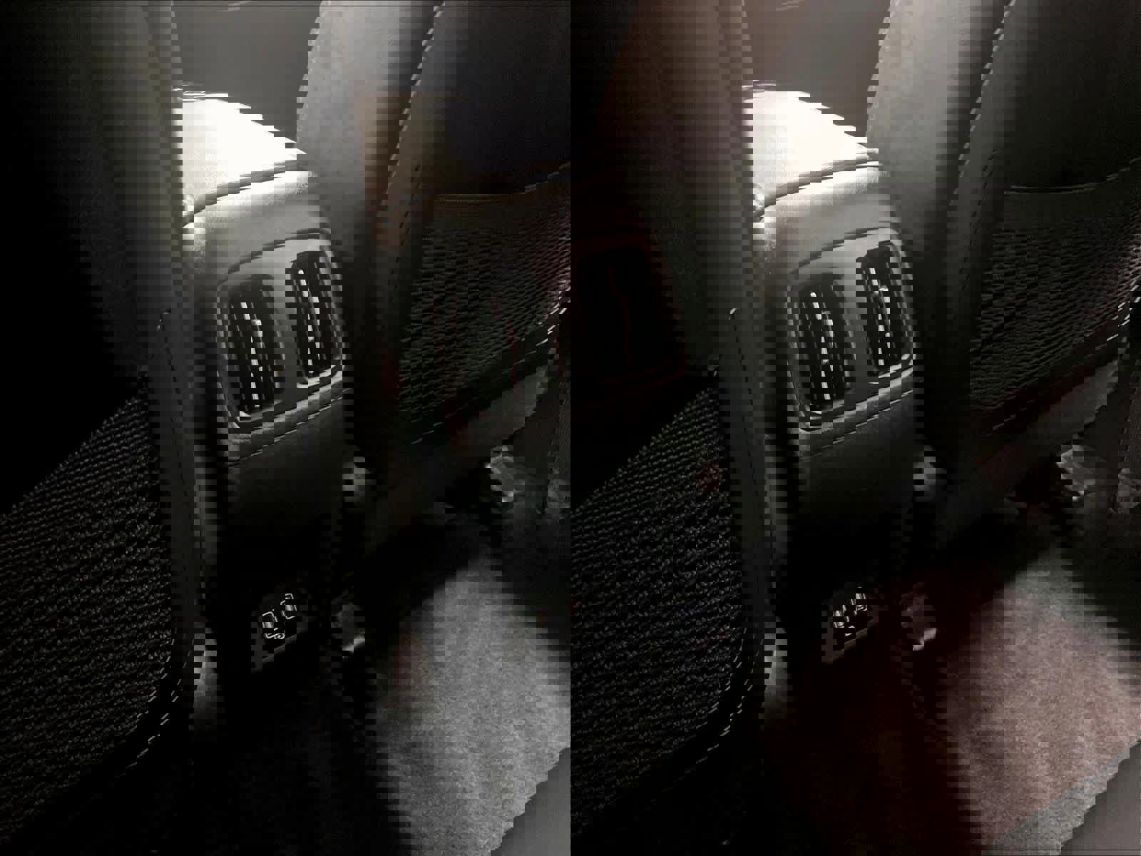 Used 2023 Hyundai Tucson Limited w/ Cargo Package image 29