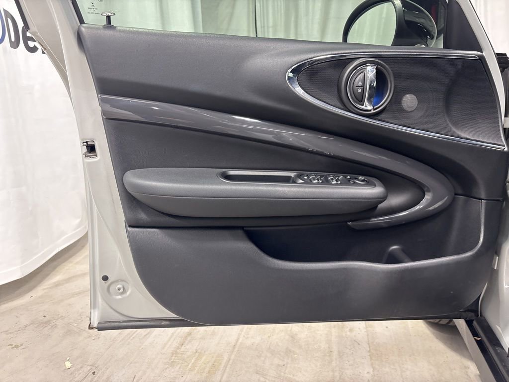 Used 2018 MINI Cooper Clubman S AWD/4WD image 16