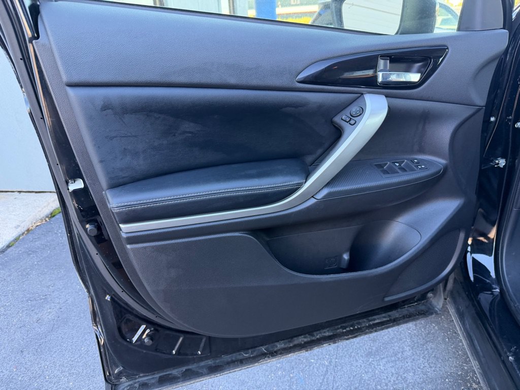 Used 2025 Mitsubishi Eclipse Cross SE AWD/4WD image 11