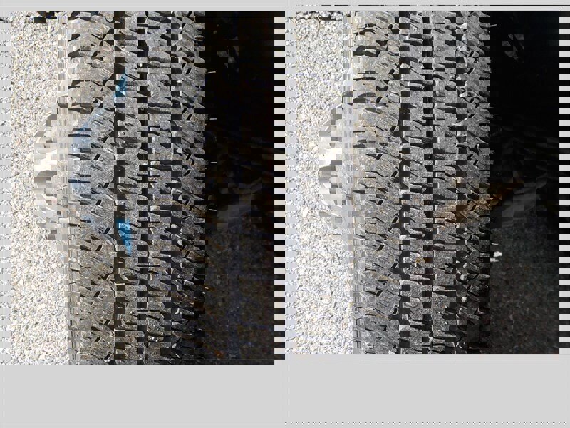 Used 2009 GMC Sierra 3500 SLT w/ SLT Convenience Package image 12