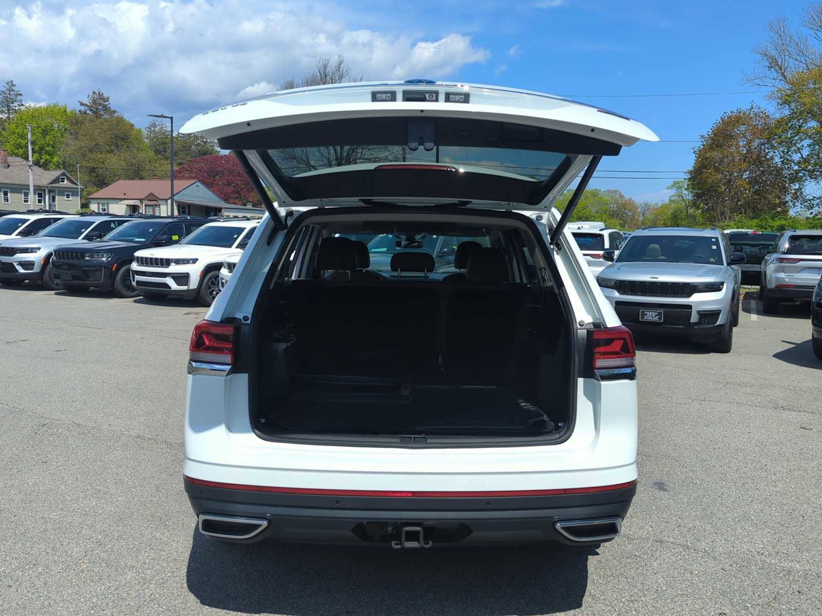 Used 2022 Volkswagen Atlas SEL AWD/4WD image 34