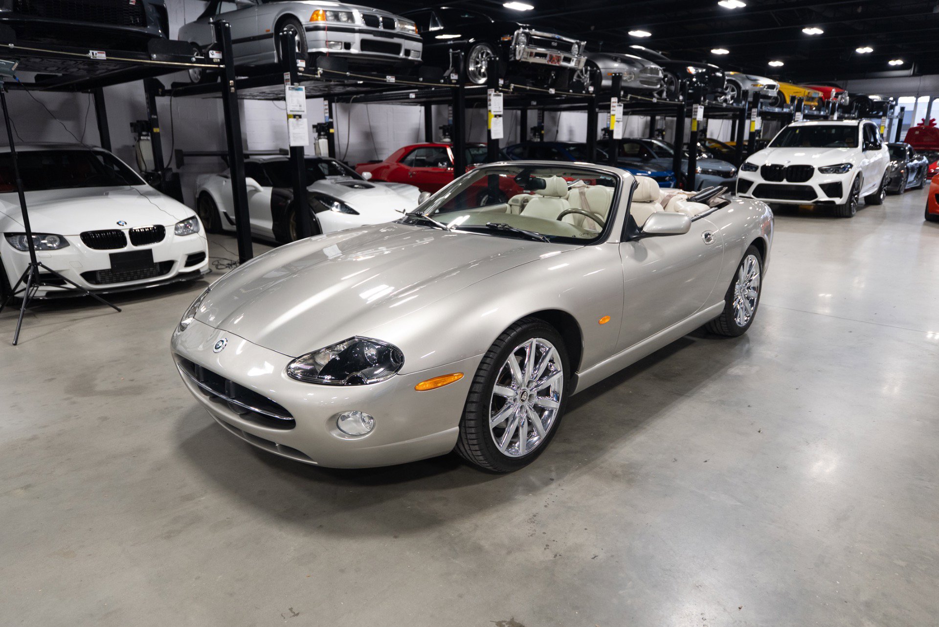 Used 2006 Jaguar XK8 Convertible image 26