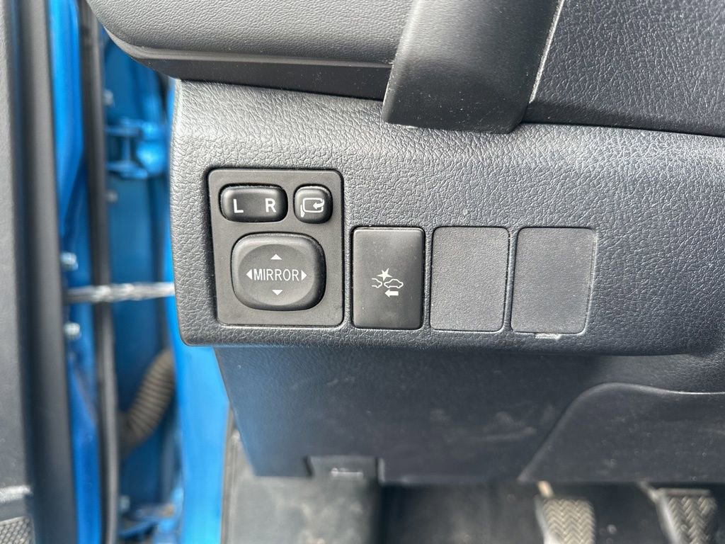 Used 2017 Toyota Corolla iM image 18