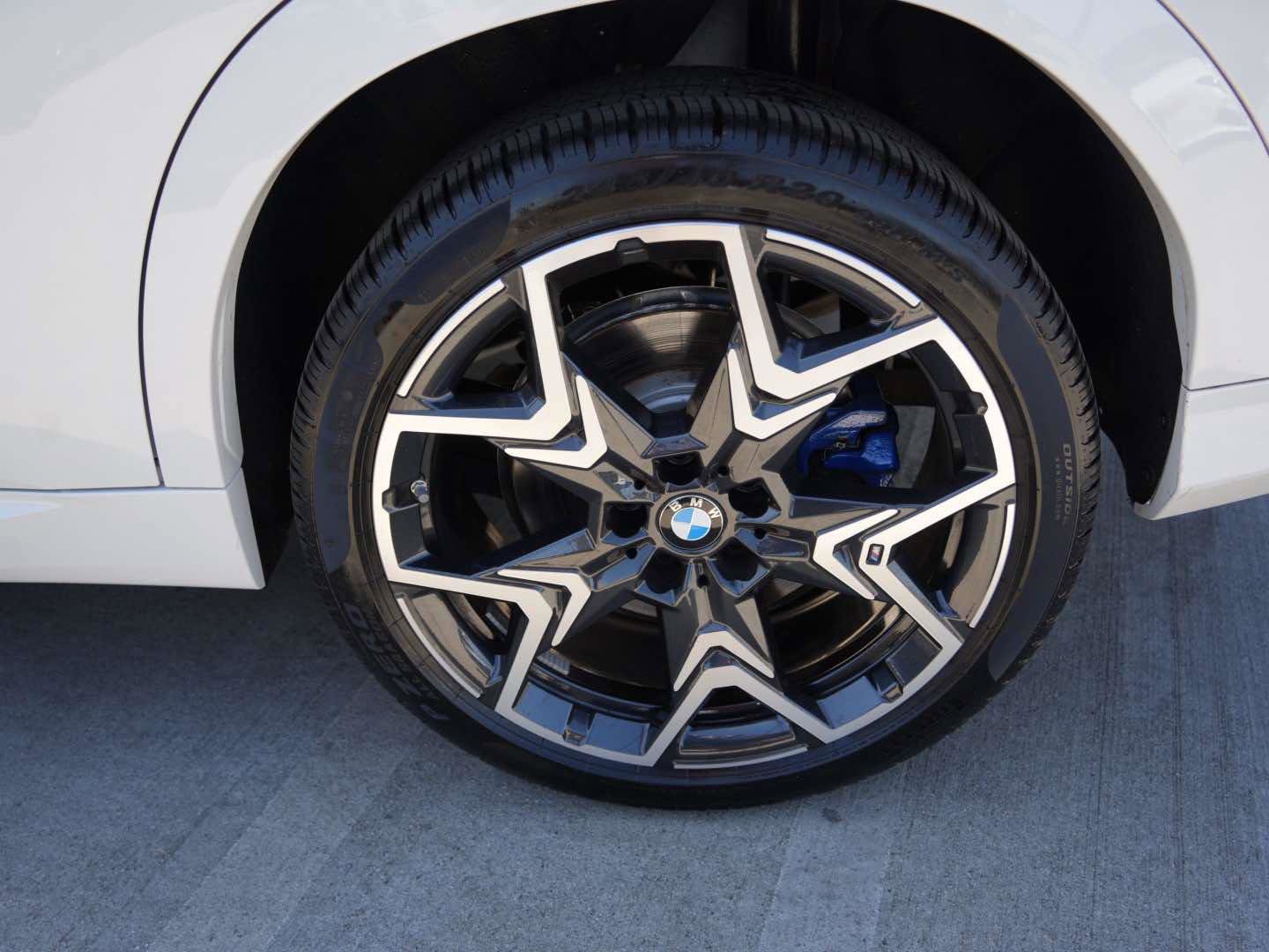 Used 2025 BMW X2 M35i image 6