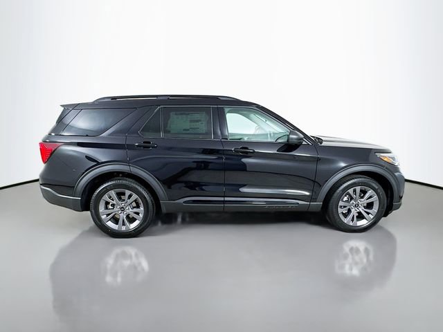 New 2026 Ford Explorer Active image 8
