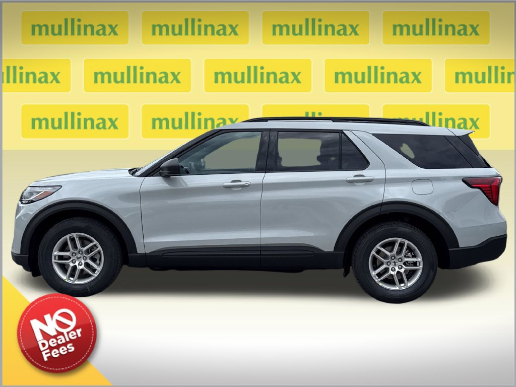New 2027 Ford Explorer Active w/ Active Comfort Package RWD image 2