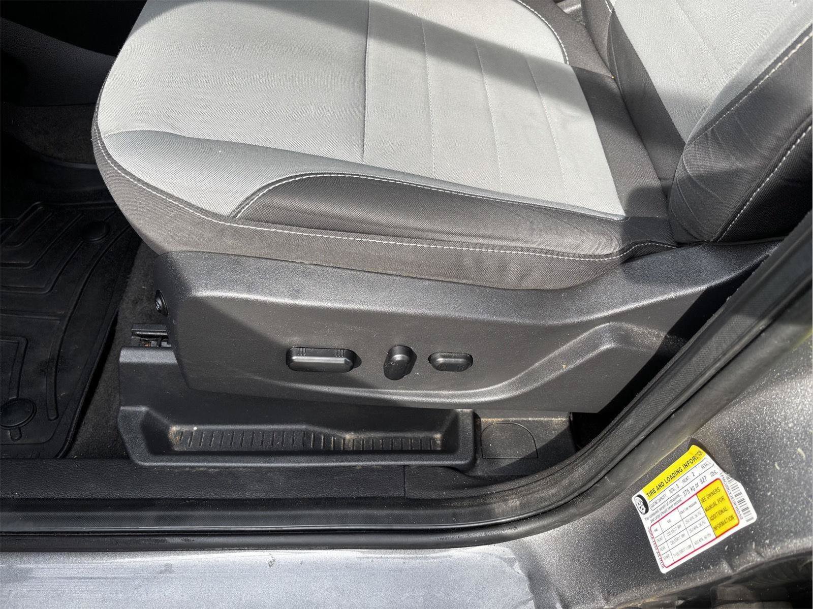 Used 2014 Ford Escape SE w/ Equipment Group 201A FWD image 13