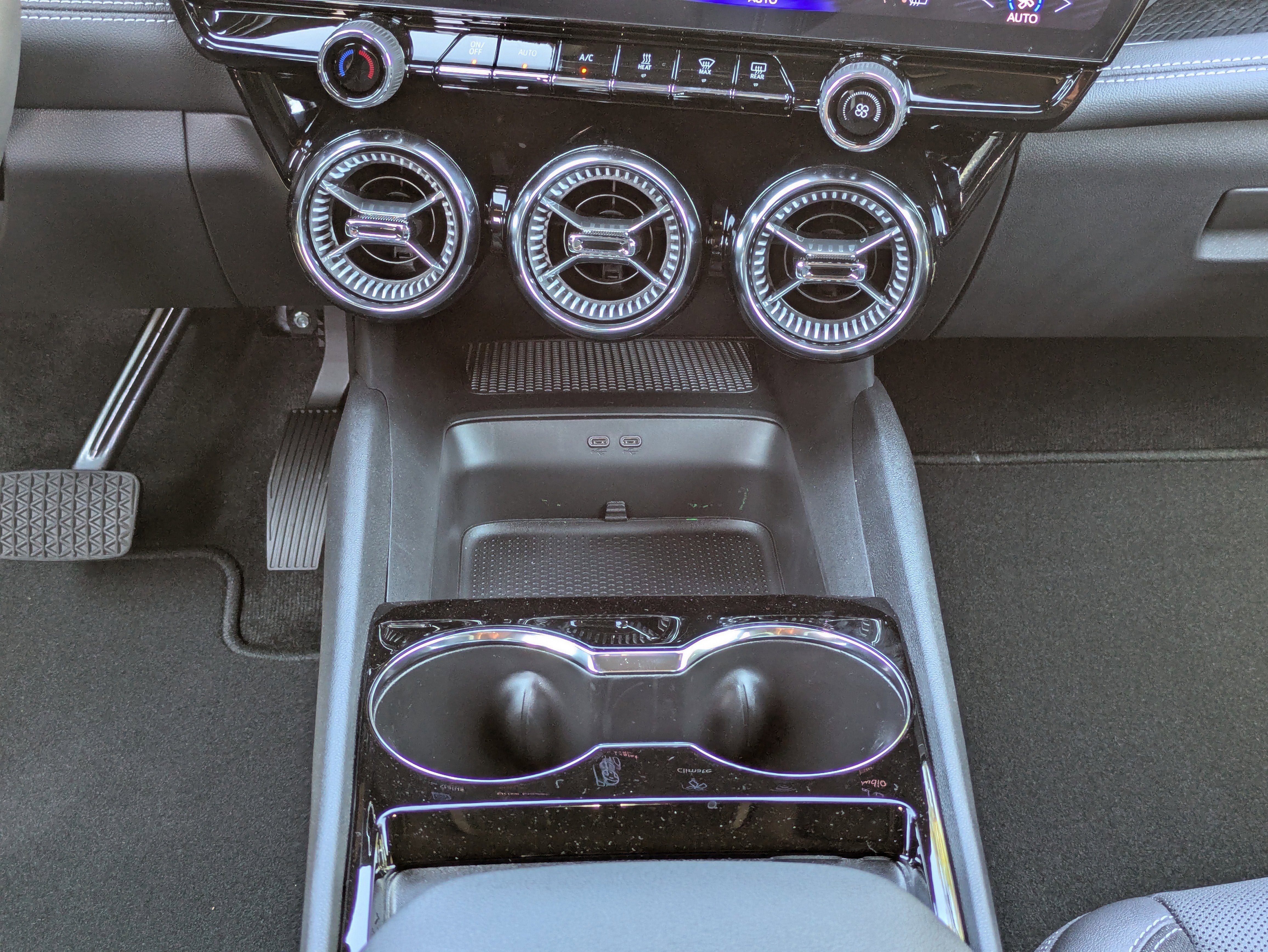 New 2025 Chevrolet Blazer EV LT w/ Super Cruise Package image 6