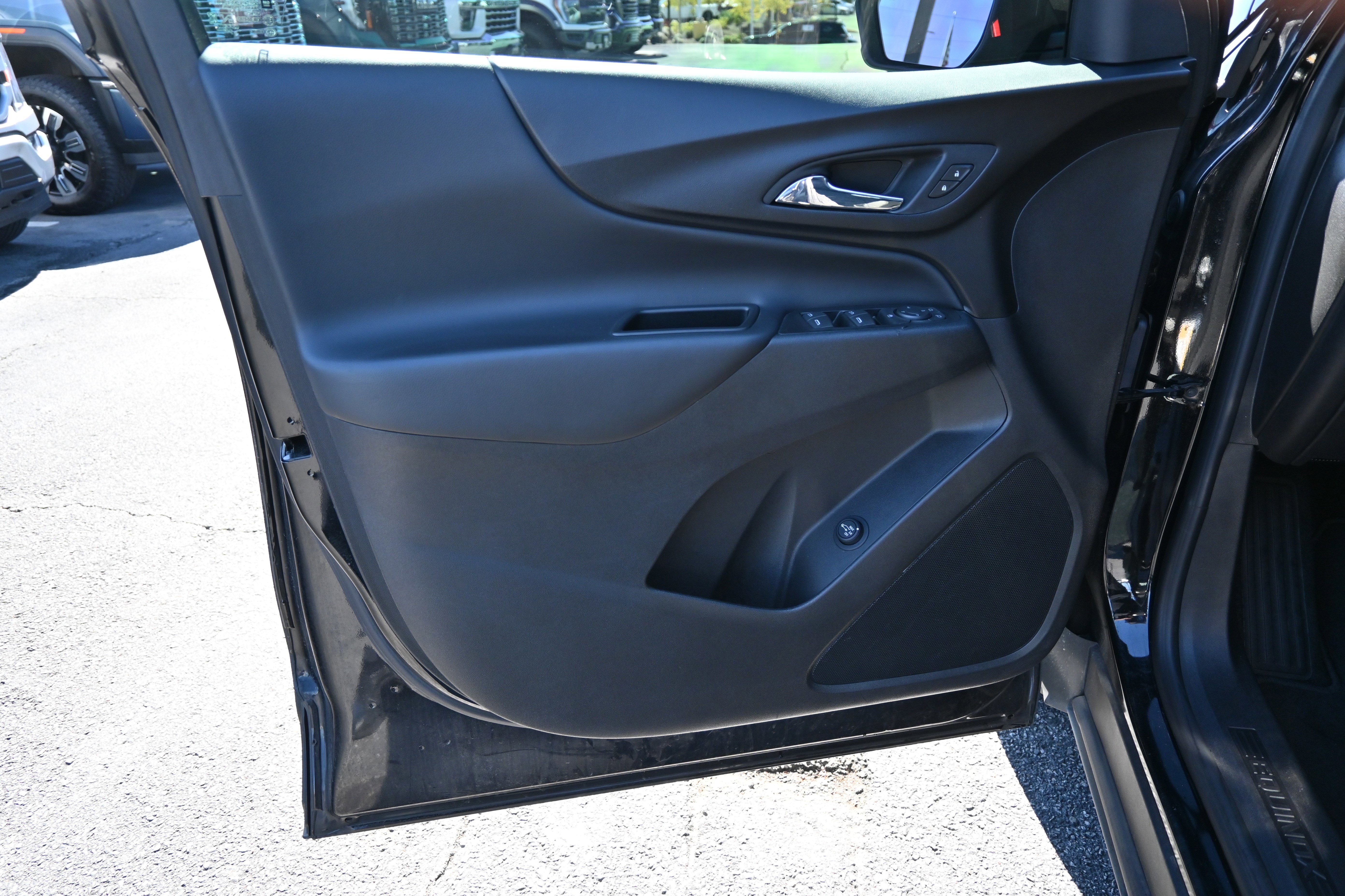 Used 2022 Chevrolet Equinox LT image 15