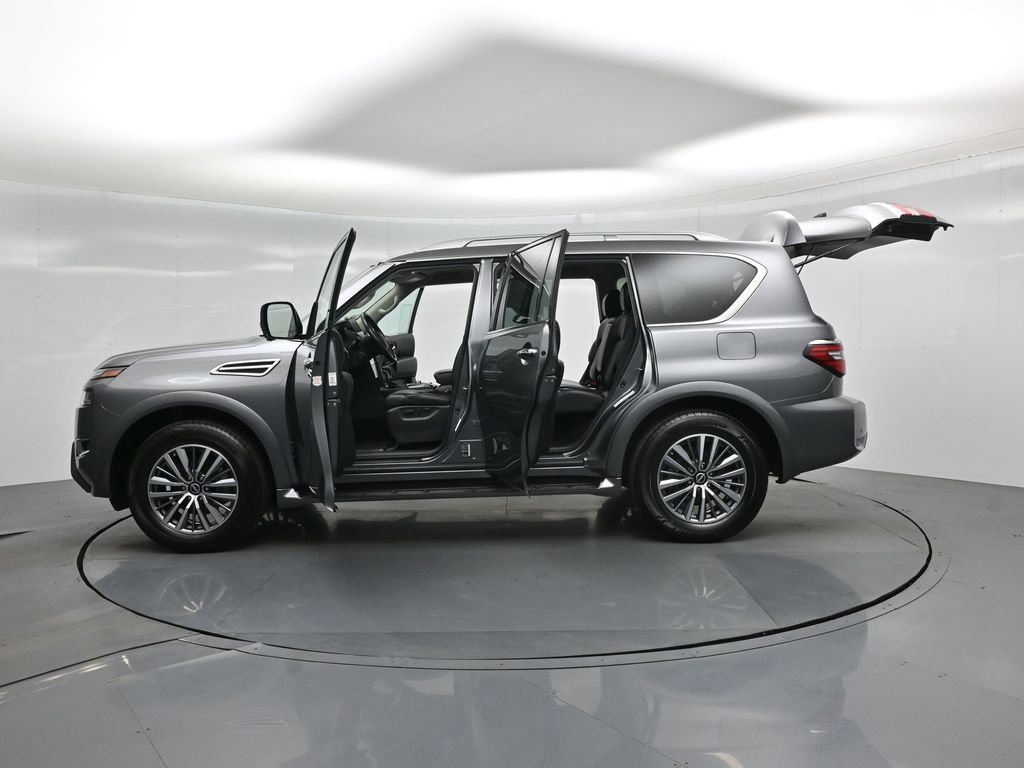 Used 2024 Nissan Armada SL image 41