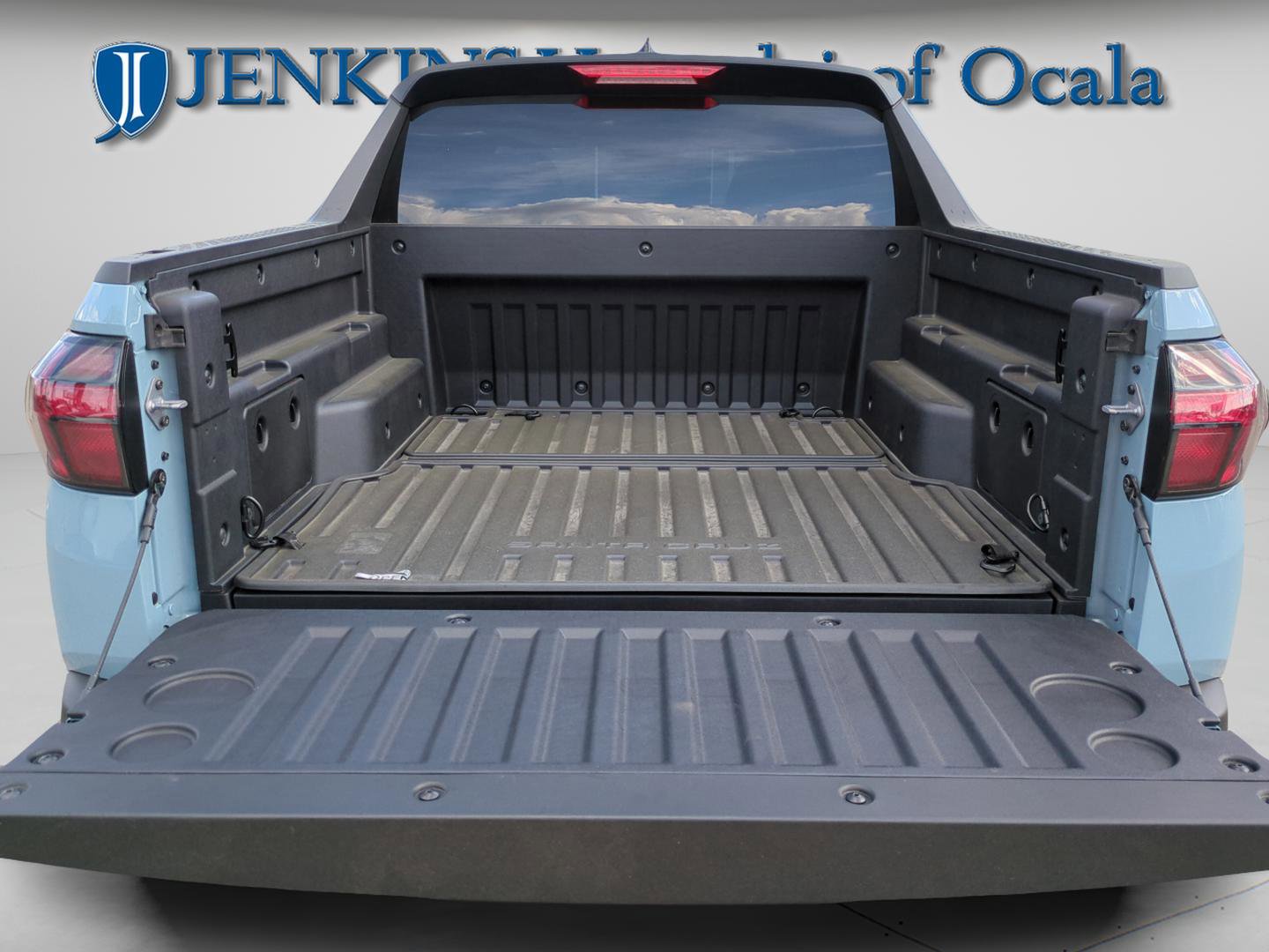 Certified 2025 Hyundai Santa Cruz SEL image 12