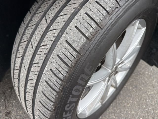 Used 2025 Mercedes-Benz GLE 450e 4MATIC image 9