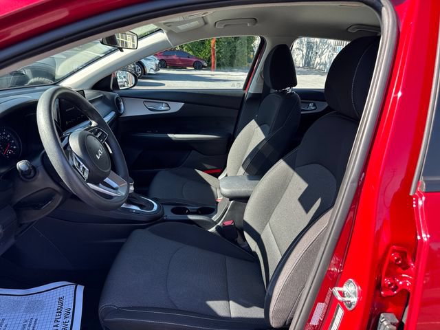 Used 2023 Kia Forte LXS FWD image 10