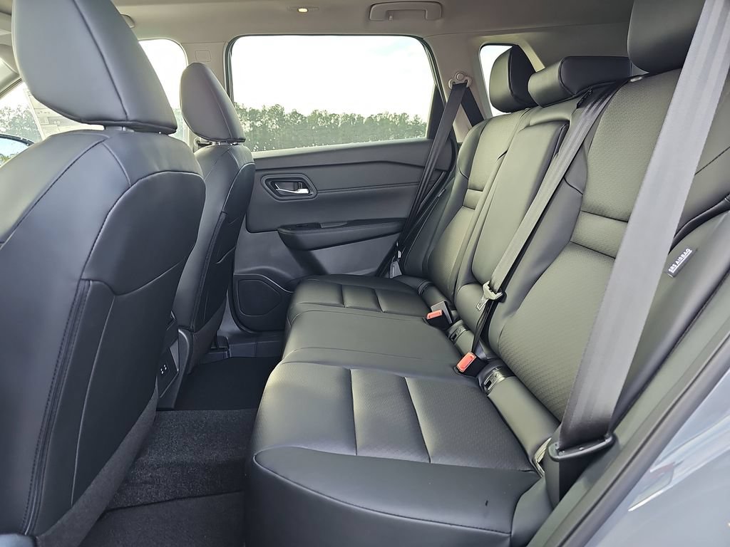 New 2026 Nissan Rogue Dark Armor FWD image 18