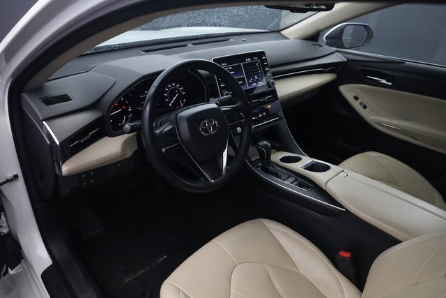Used 2021 Toyota Avalon XLE w/ Carpet Mat Package (TMS) image 10