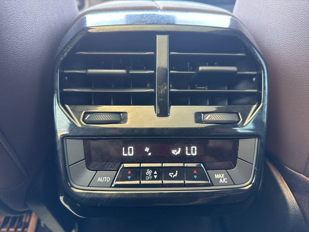 Used 2023 BMW iX xDrive50 w/ Convenience Package AWD/4WD image 12
