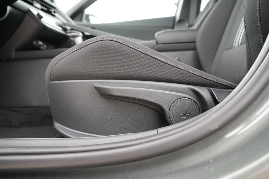 New 2026 Hyundai Elantra SEL Sport FWD image 20