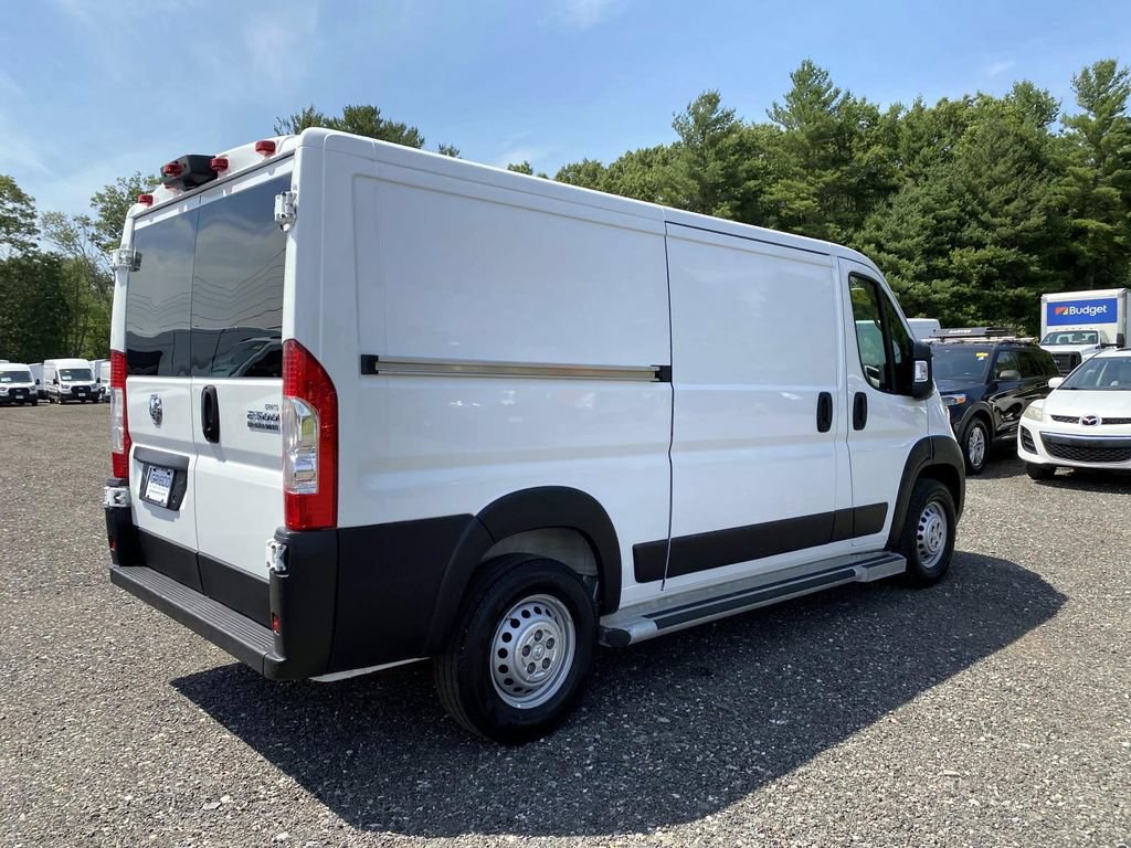Used 2025 RAM ProMaster 2500 w/ U-Haul Equipment Group FWD image 3